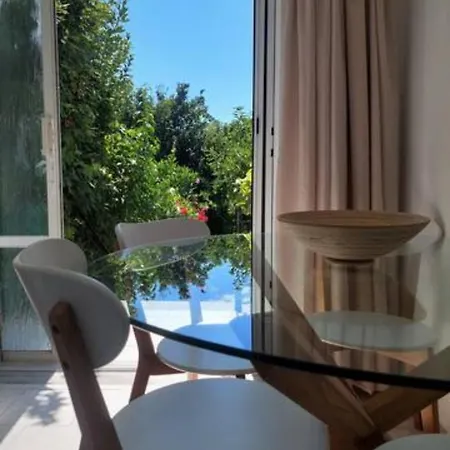 Les Amandiers The Almond Trees By Corfuescapes Apartament Kanoni (Corfu)